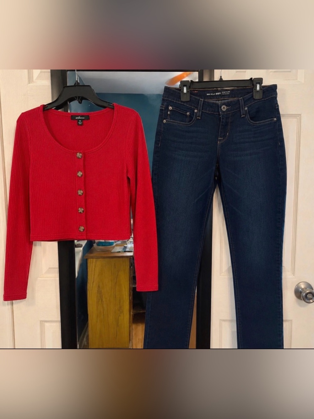 Red Ribbed Button-Front crop Top & Big Star dark Wash Jeans